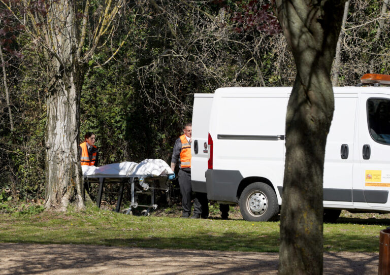 Leticia Pérez (ICAL). Localizan un cuerpo sin vida en el río Pisuerga, a la altura del Cabildo