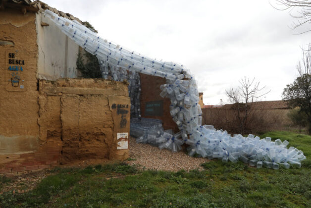Brágimo - El pueblo palentino de Boadilla de Rioseco, utiliza desde hace años el arte como medio para rescatarse del anonimato con el nombre de Arte contra el Olvido