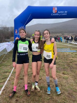 Podio de Marta Cabeza en el Campeonato Regional de campo a través en Ólvega