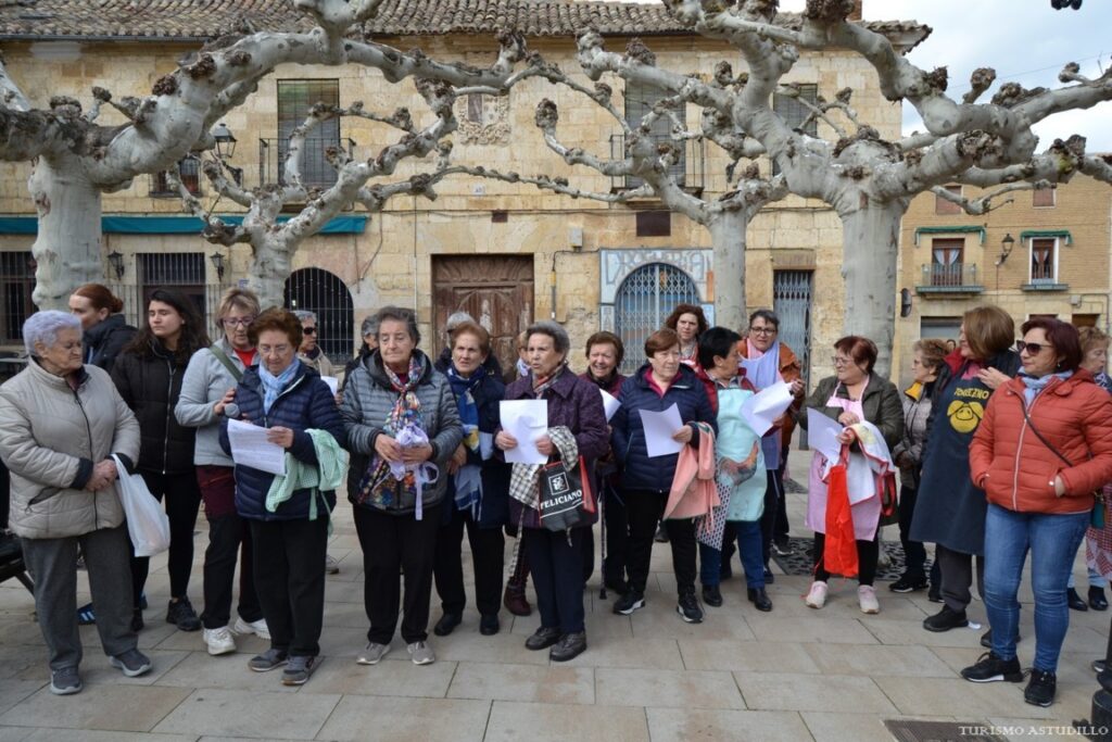 Día de la mujer 8m en Astudillo