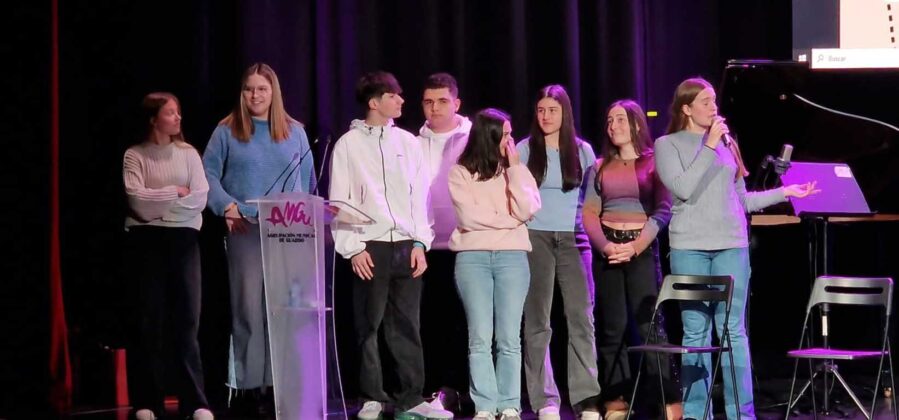 Día de la mujer en el Auditorio de Guardo