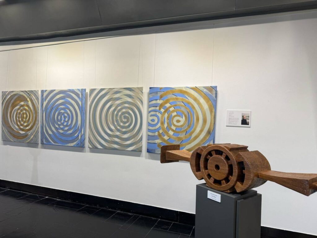 Exposición 'Tempus Fugit' en el Museo de Palencia, a cargo de Artistas Independientes AI+. | A. Acitores