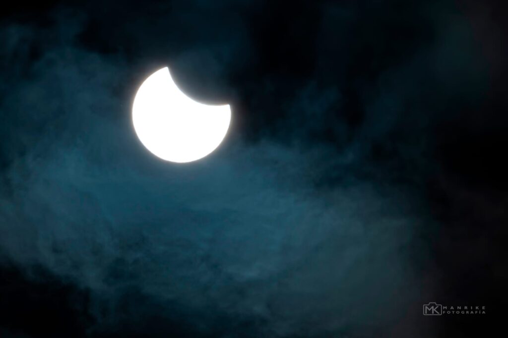 Fotos eclipse solar parcial del 29/3/25 visto desde Palencia hechas por José Luis Carrera y Fernando Manrique