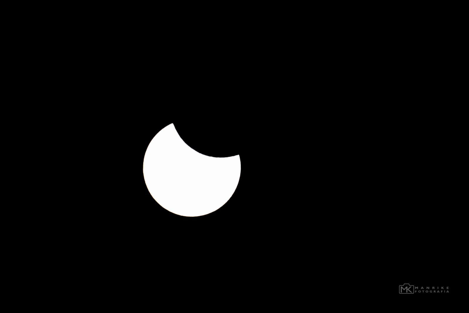 Fotos eclipse solar parcial del 29/3/25 visto desde Palencia hechas por José Luis Carrera y Fernando Manrique