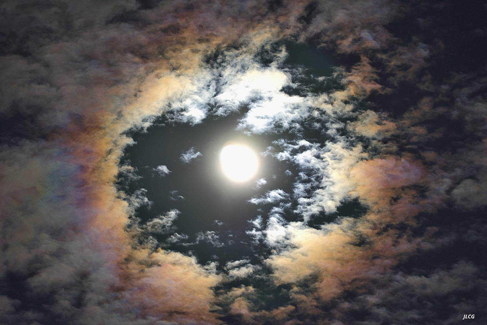 Fotos eclipse solar parcial del 29/3/25 visto desde Palencia hechas por José Luis Carrera y Fernando Manrique