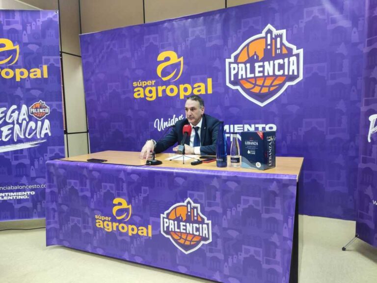 Rueda de prensa de Luis Guil en el partido entre Súper Agropal Palencia y Cartagena