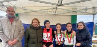 Ana Pérez en el Podio del Campeonato Regional de campo a través en Ólvega