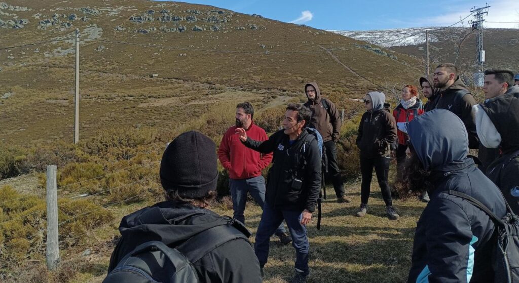 Estudiantes de Ingeniería Forestal de la UVA aprenden con Reactiva Brañosera