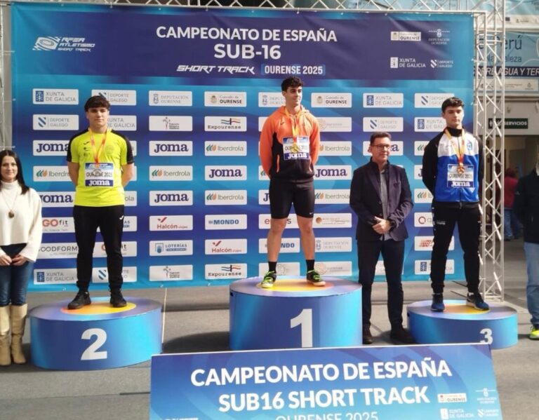 Samuel Gutiérrez en el podio