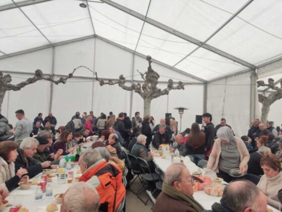 Comida en la fiesta de Santo Tomás el Grande en Villamediana