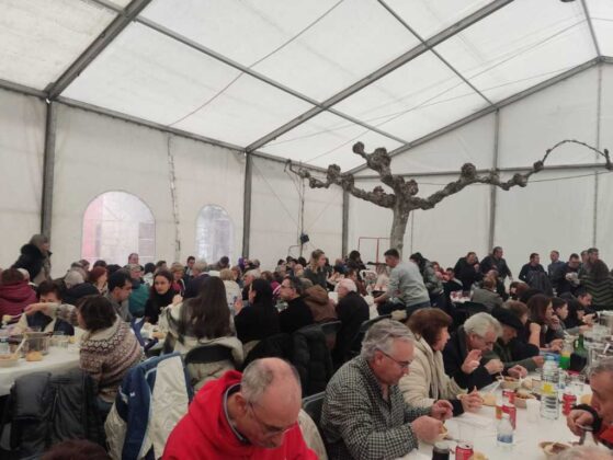 Comida en la fiesta de Santo Tomás el Grande en Villamediana
