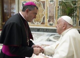 Mikel Garciandía con el Papa Francisco