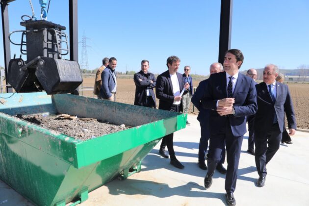 Visita del consejero de Medio Ambiente, Vivienda y Ordenación del Territorio a la Estación Depuradora de Aguas Residuales (EDAR) de Grijota