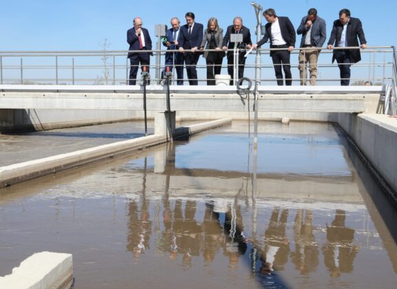 Visita del consejero de Medio Ambiente, Vivienda y Ordenación del Territorio a la Estación Depuradora de Aguas Residuales (EDAR) de Grijota