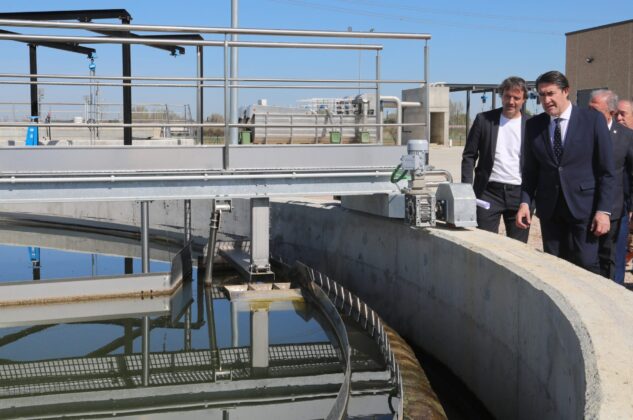 Visita del consejero de Medio Ambiente, Vivienda y Ordenación del Territorio a la Estación Depuradora de Aguas Residuales (EDAR) de Grijota