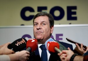 CEOE Castilla y León mantiene un encuentro con el consejero de Economía y Hacienda