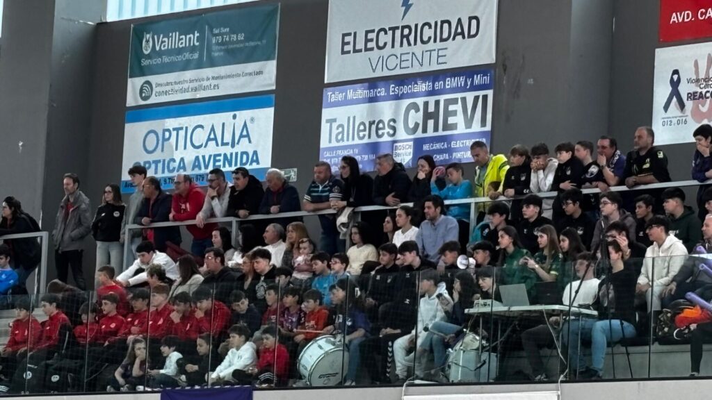 Balopal - Ademar León en la Final Four infantil en el Pabellón Mariano Haro