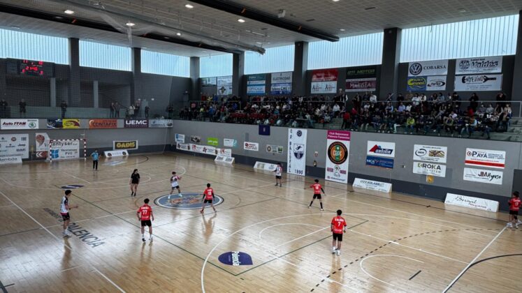 Balopal - Ademar León en la Final Four infantil en el Pabellón Mariano Haro