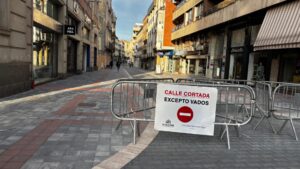 Calle cortada en La Cestilla y Don Sancho