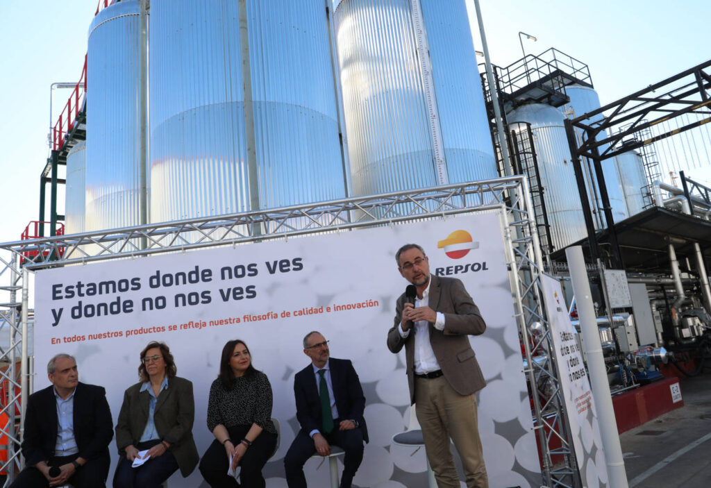 Visita al Centro de Producción Factoría de Especialidades de Repsol en Palencia, acto de presentación de la nueva línea de inversión de la compañía. Foto: Brágimo ICAL