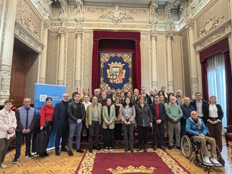 Foto de familia asociaciones y organizaciones Tercer Sector