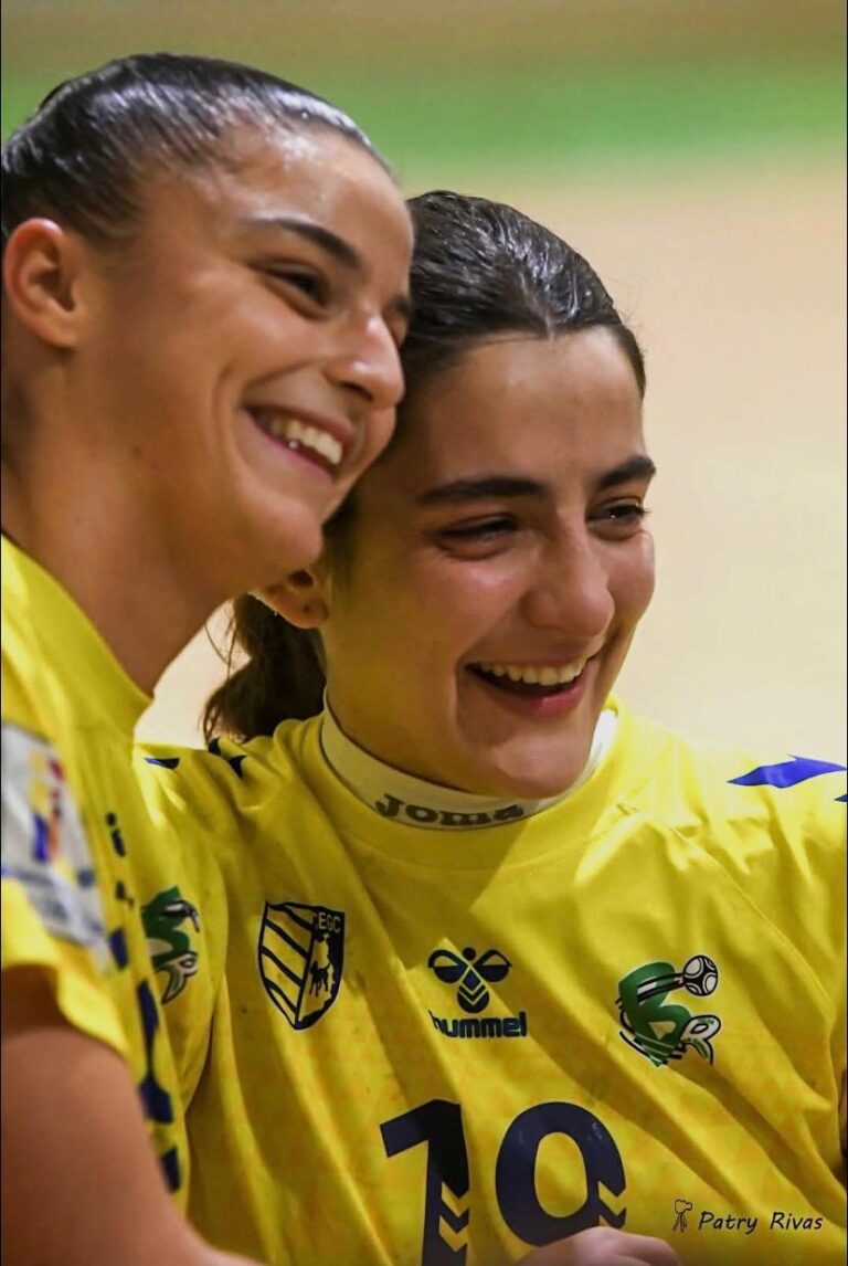 Laura Arambarri con el Rocasa Gran Canaria