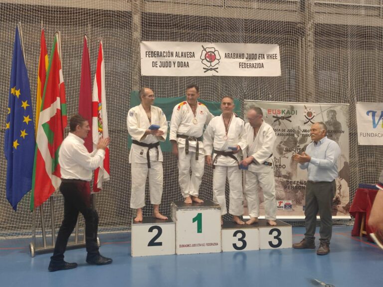 Martín Riesgo en el podio