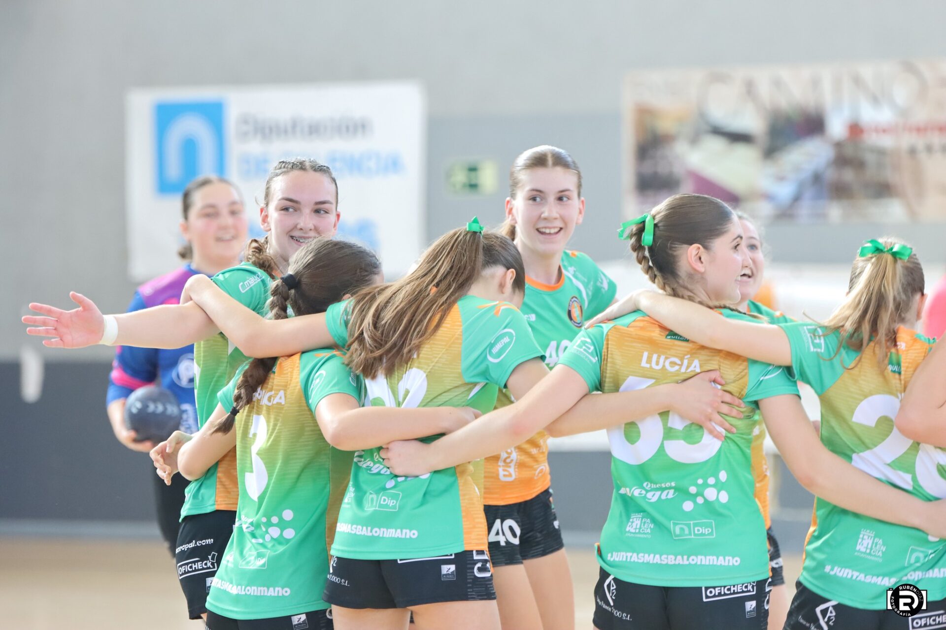 Cadetes del Club Balonmano Palencia Femenino (2)