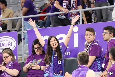 La grada en el encuentro contra Obradoiro