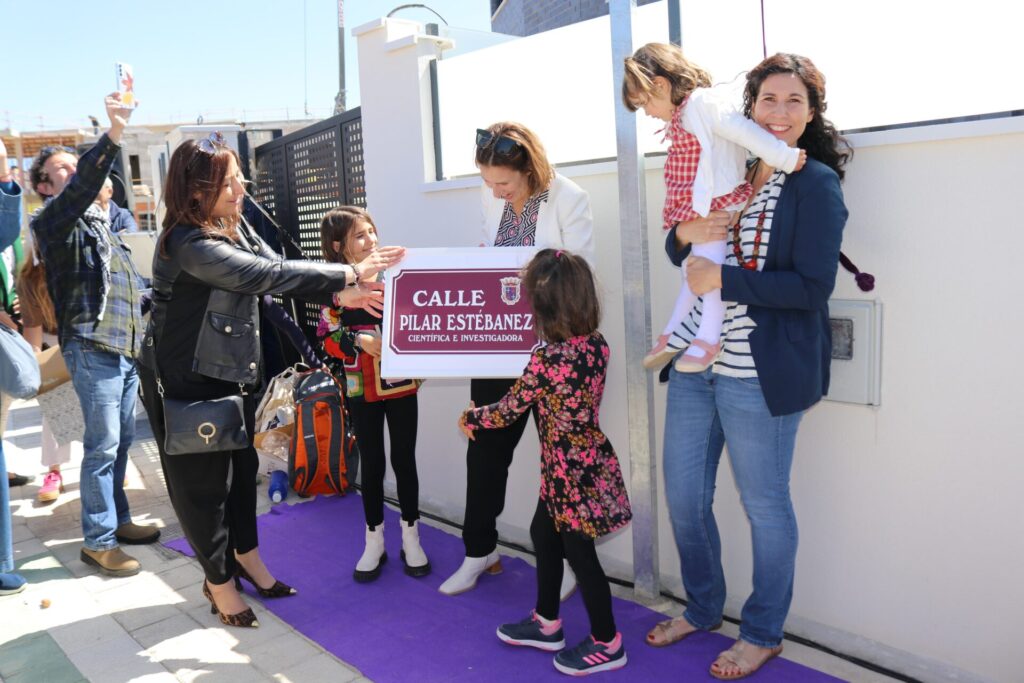 Inauguración Calle Pilar Estébanez