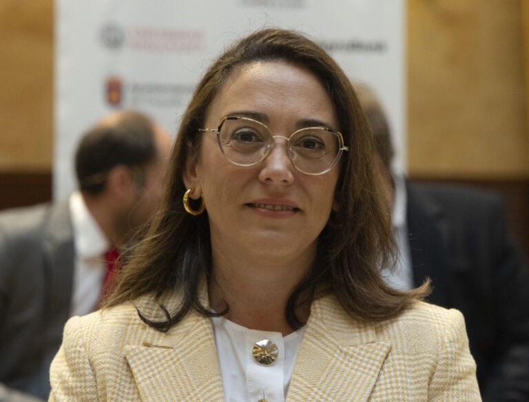 La consejera de Agricultura Ganadería y Desarrollo Rural, María González Corral, participa en un foro sobre política arancelaria en Salamanca