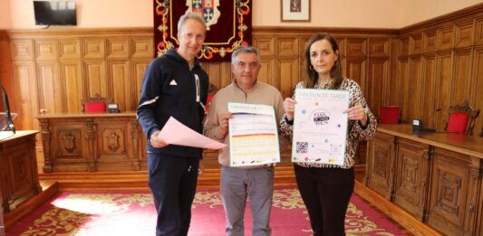 Presentación 'Tan bien de tarde' en el Ayuntamiento de Palencia