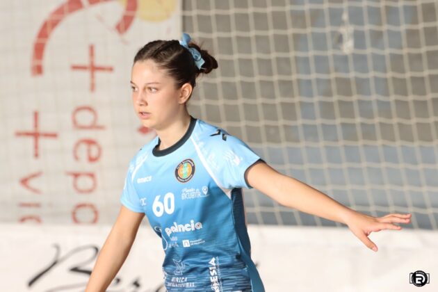 Rubén Díaz (@fotografiardiaz). Club Balonmano Palencia Femenino vs CBM Maravillas