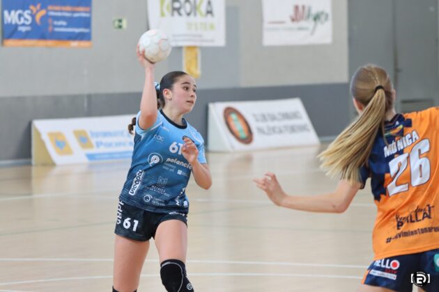 Rubén Díaz (@fotografiardiaz). Club Balonmano Palencia Femenino vs CBM Maravillas