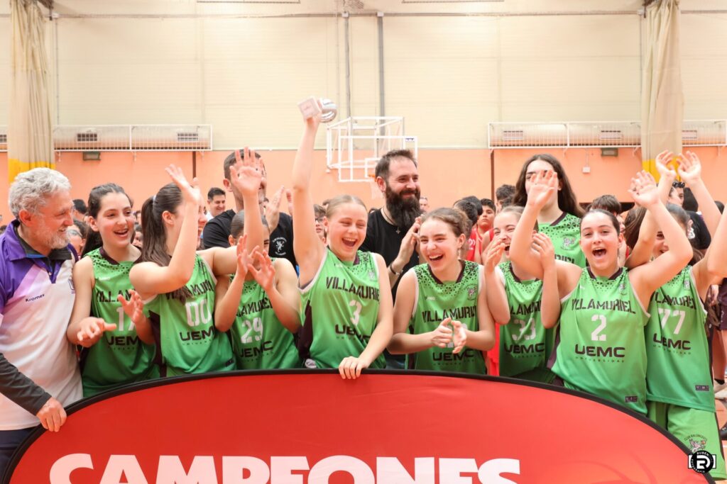 Liga Escolar Palentina - Finales y Entregas de Trofeos. Fotografía: Rubén Díaz (@fotografiardiaz)