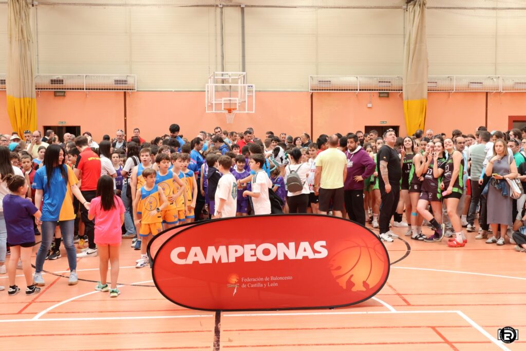 Liga Escolar Palentina - Finales y Entregas de Trofeos. Fotografía: Rubén Díaz (@fotografiardiaz)