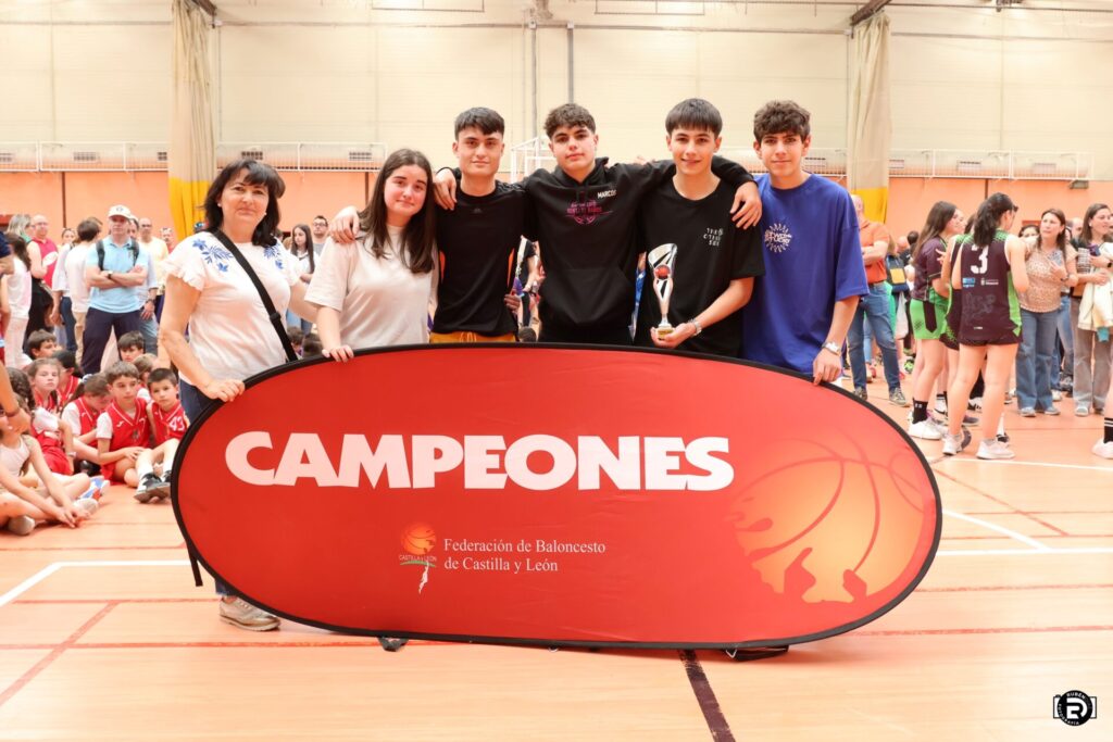 Liga Escolar Palentina - Finales y Entregas de Trofeos. Fotografía: Rubén Díaz (@fotografiardiaz)