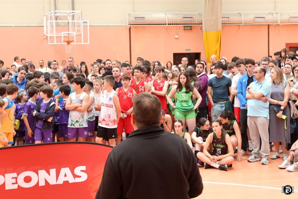 Liga Escolar Palentina - Finales y Entregas de Trofeos. Fotografía: Rubén Díaz (@fotografiardiaz)