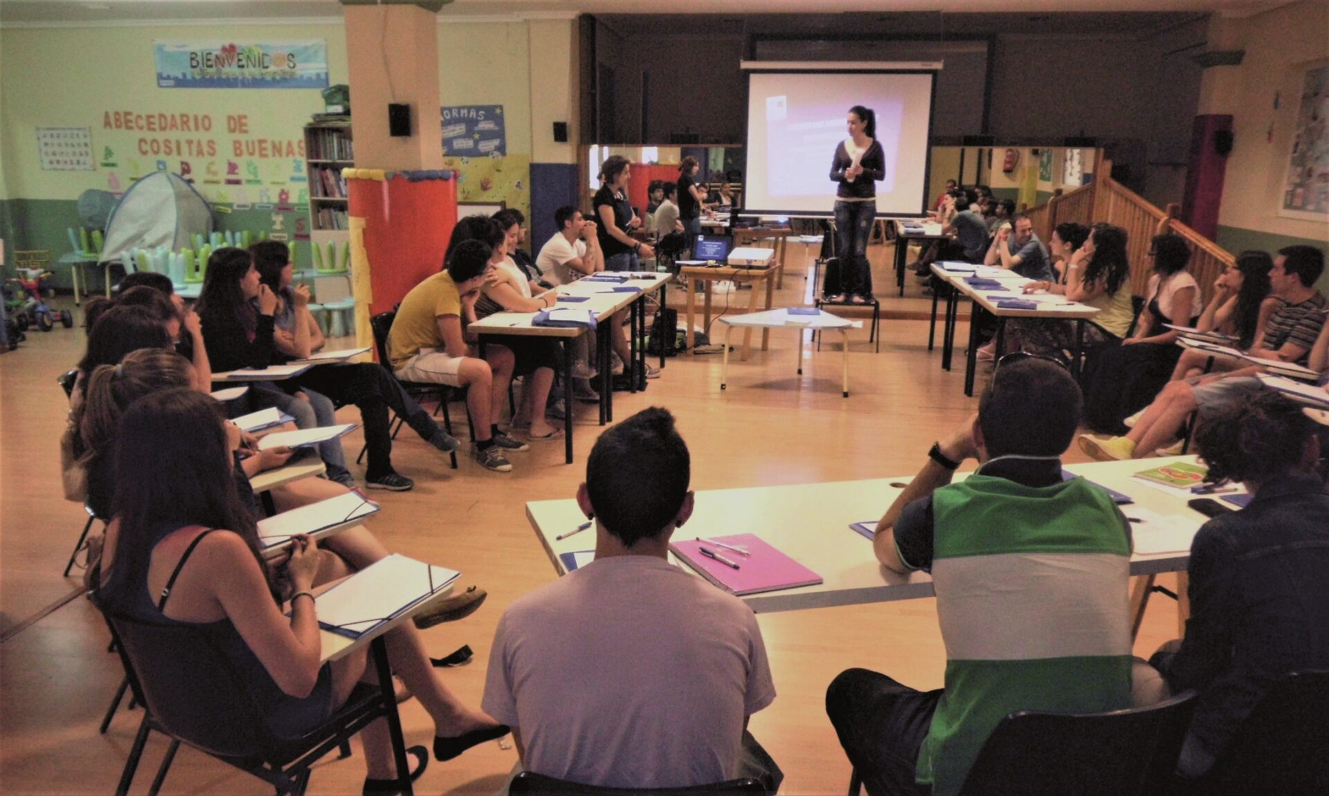 Curso jóvenes para monitor tiempo libre