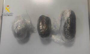 Detenida una mujer por intentar introducir sustancias estupefacientes en la cárcel de Dueñas