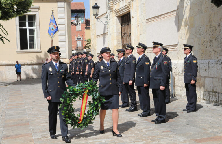 Acto de homenaje a los caídos victimas del terrorismo en la Policía Nacional