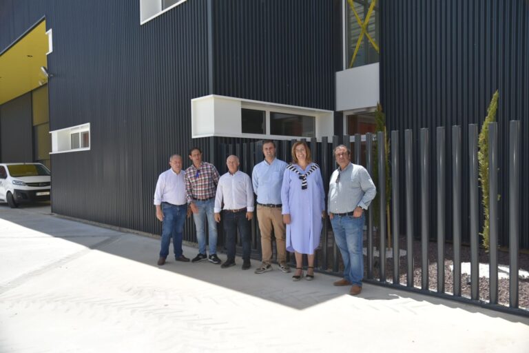 Visita de las obras del parque de bomberos de Saldaña