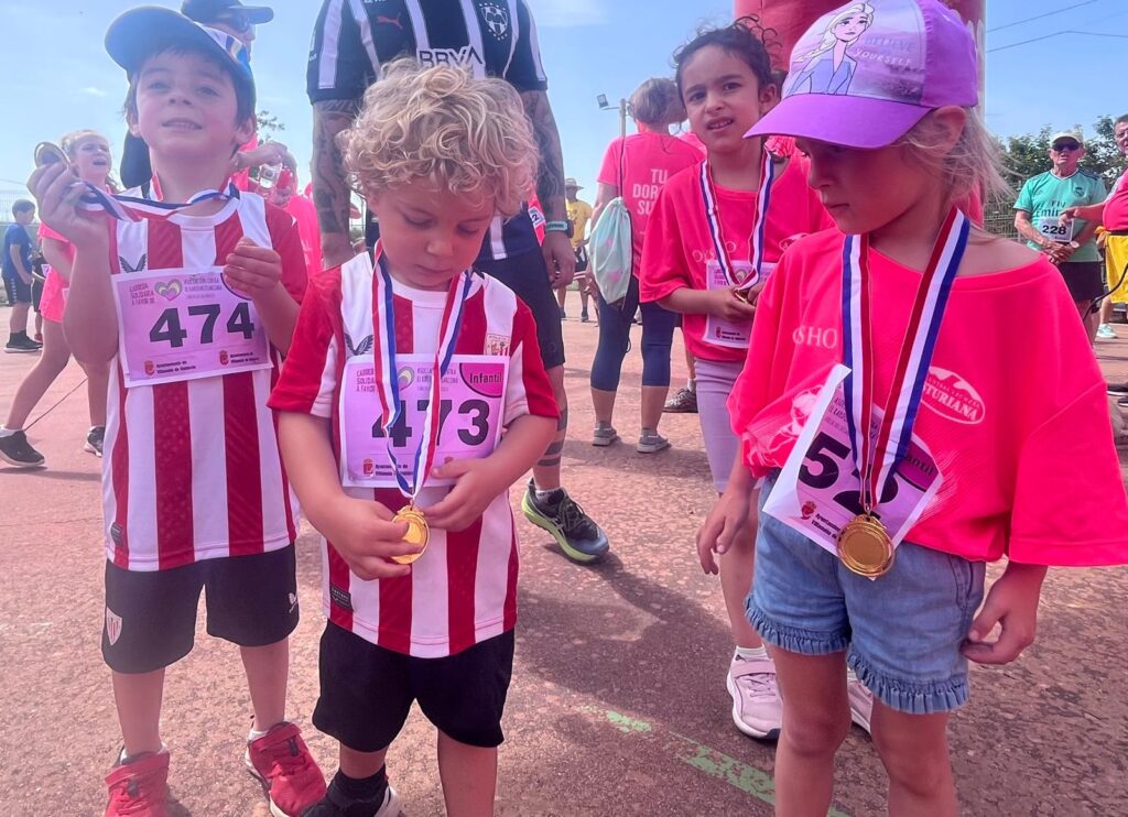 Imágenes de la cuarta edición de la carrera solidaria de Villanuño de Valdavia