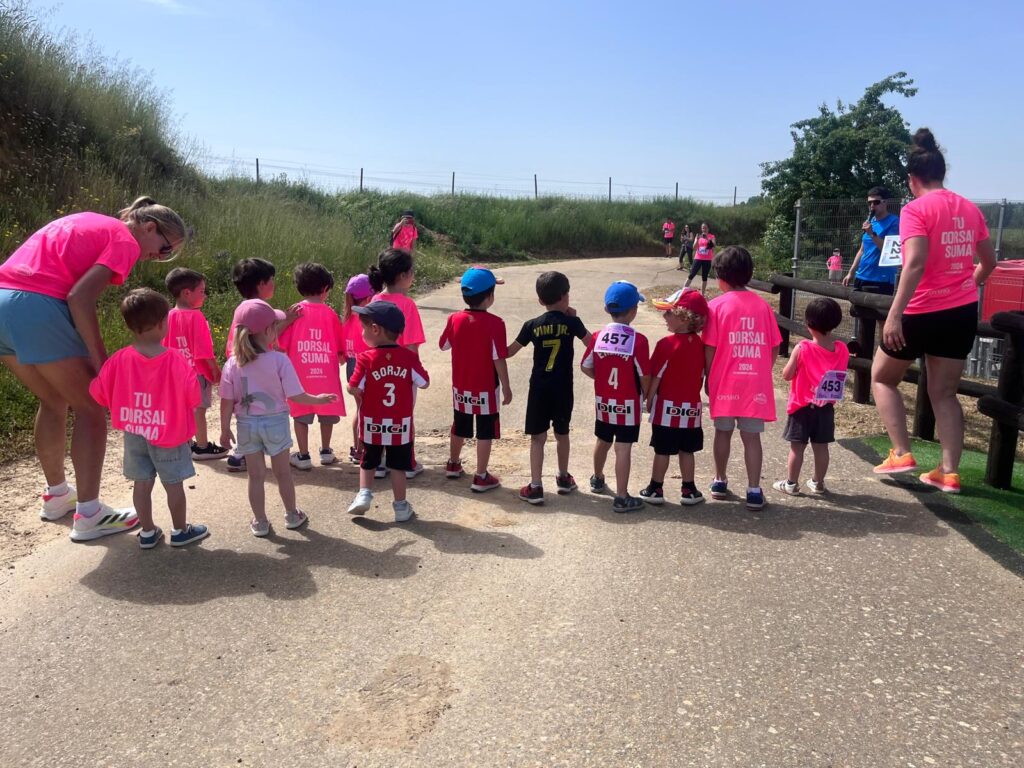 Imágenes de la cuarta edición de la carrera solidaria de Villanuño de Valdavia