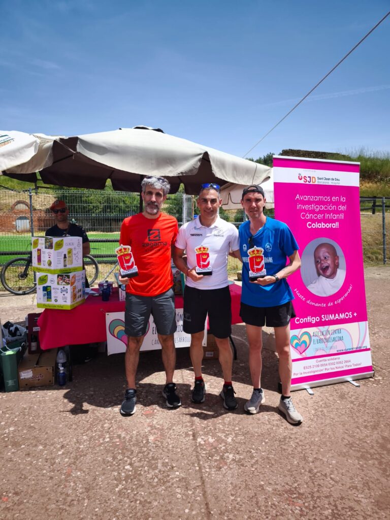 Imágenes de la cuarta edición de la carrera solidaria de Villanuño de Valdavia