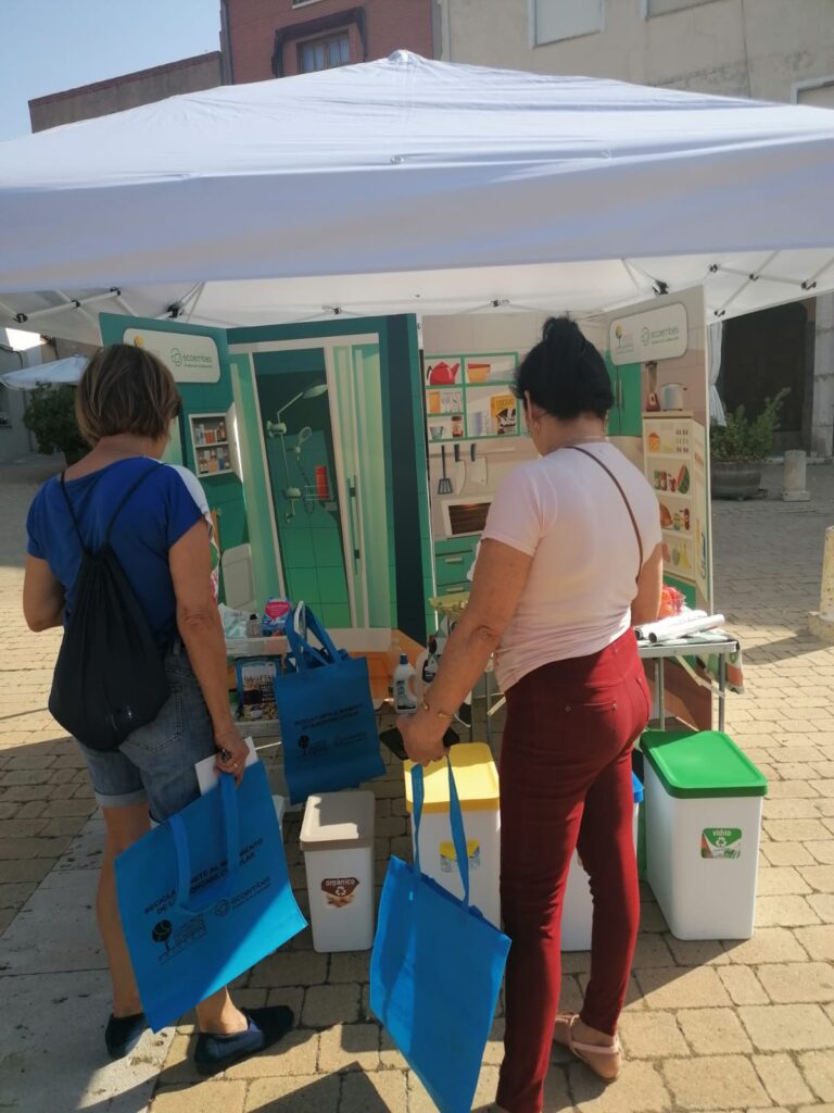 Campaña de residuos en Dueñas