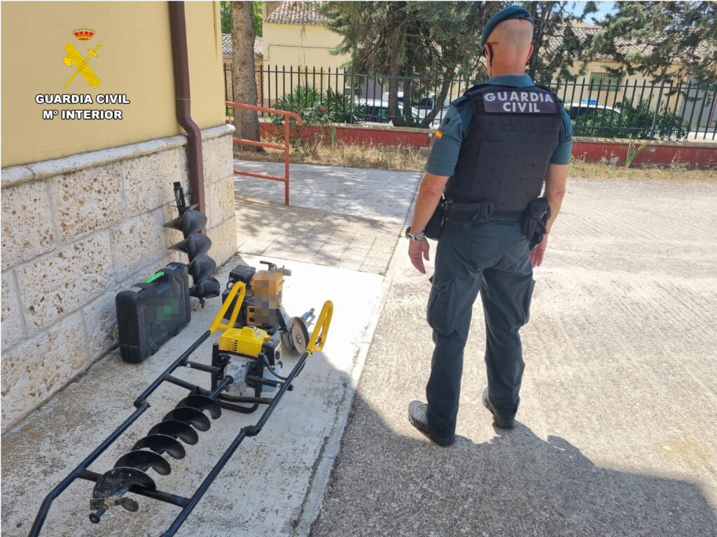 Investigado por sustraer diversas herramientas de una cochera