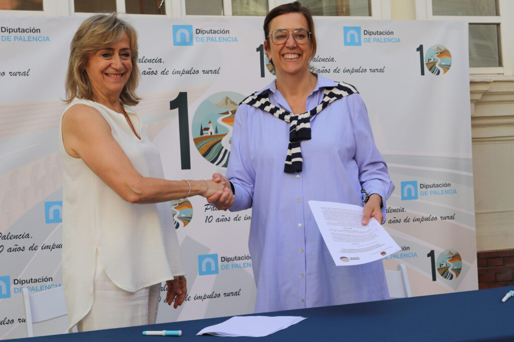 Firma de convenios de colaboración con los Grupos de Acción Local. Fotografía: Brágimo