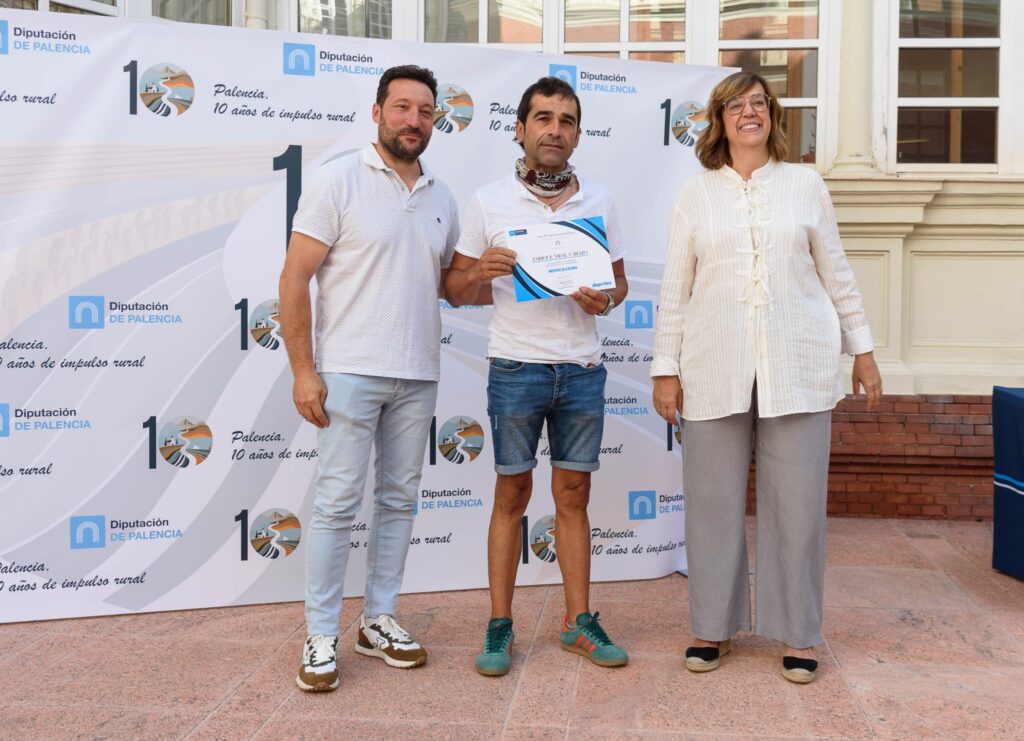 Fotos entrega becas a deportistas. Diputación de Palencia