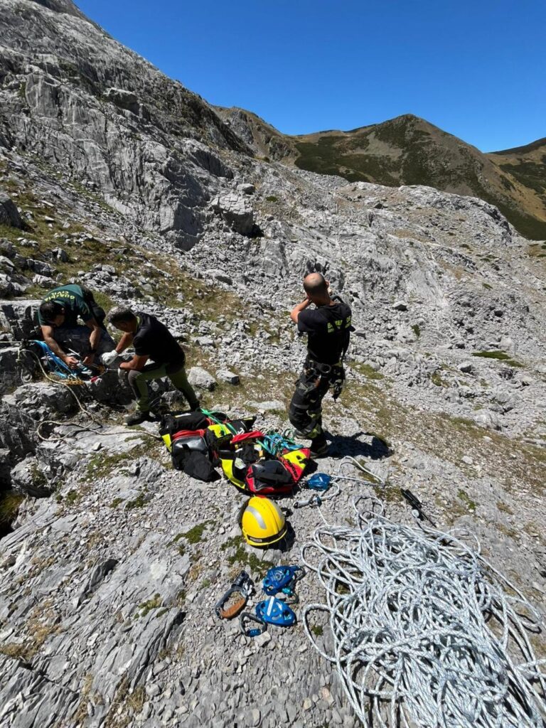 Rescate de perro en el Espigüete